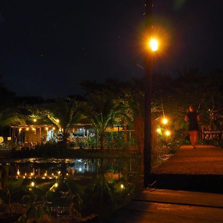 Casa Maya Lívingston Exteriér fotografie